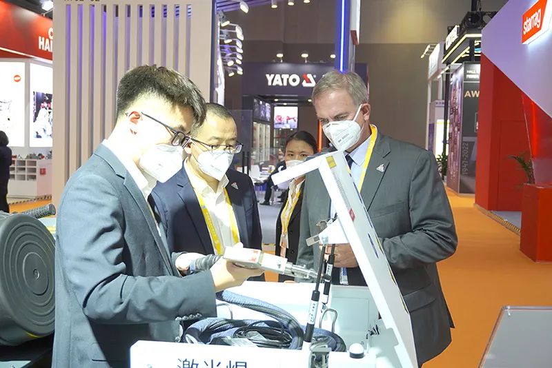 壹号娱乐 - NG大舞台,有梦你就来