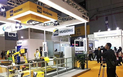 安徽芜湖卫视拍摄壹号娱乐意大利CEA展位